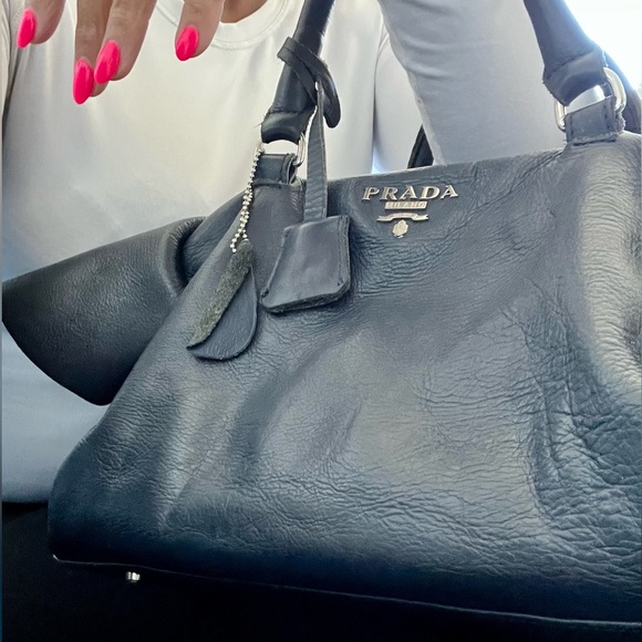 Vintage Prada Milano Dal 1913 Authentic handbag. Navy Blue - Picture 3 of 7